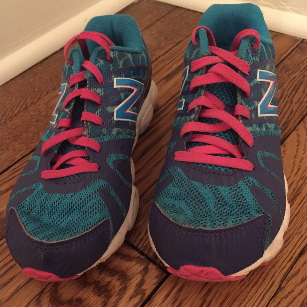 Girls(kids) New Balance Sneakers